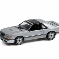 1982 Ford Mustang GT 5.0, Silver Metallic - Greenlight 13310D/48 - 1/64 Scale Diecast Model Toy Car