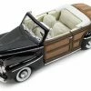 Lucky Road Signature 1946 Ford Sportsman Convertible W/Removable Bonnet, Black - Road Signature 20048 - 1/18 Diecast Car