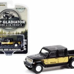Honcho J-10 Tribute 2020 Jeep Gladiator Pickup Truck, Black & Gold - Greenlight 1/64 Diecast Car