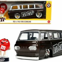 1965 Ford Econoline Bus With Red M&m's Figurine, Brown- Jada Toys 32027 - 1/24 Diecast Car