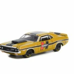 1970 Dodge Challenger R/T, Gold - Greenlight 41140C/48 - 1/64 Scale Diecast Model Toy Car