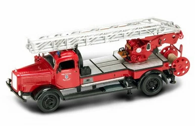 Lucky Road Signature 1944 Mercedes Benz L4500F Feuerwehr Ingolstadt Fire Engine 43012 - 1/43 Scale Diecast Model Toy Car